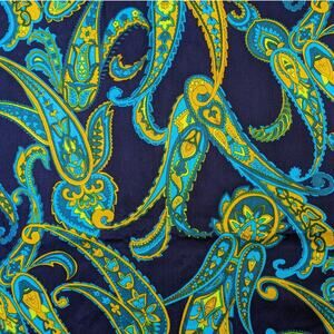 Vintage 1970's 2 5/8 Yards HAWAIIAN TEXTILES FABRIC Cotton Crepe Floral Paisley